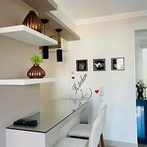 3 Quartos Em Bombas Apartamento